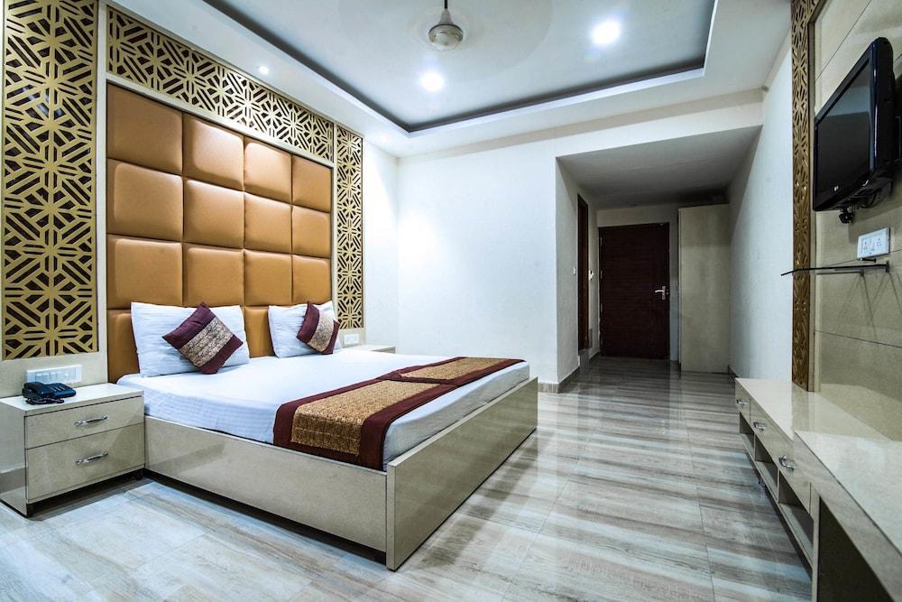 A New Delhi Hotel Orchid Garden Exteriör bild
