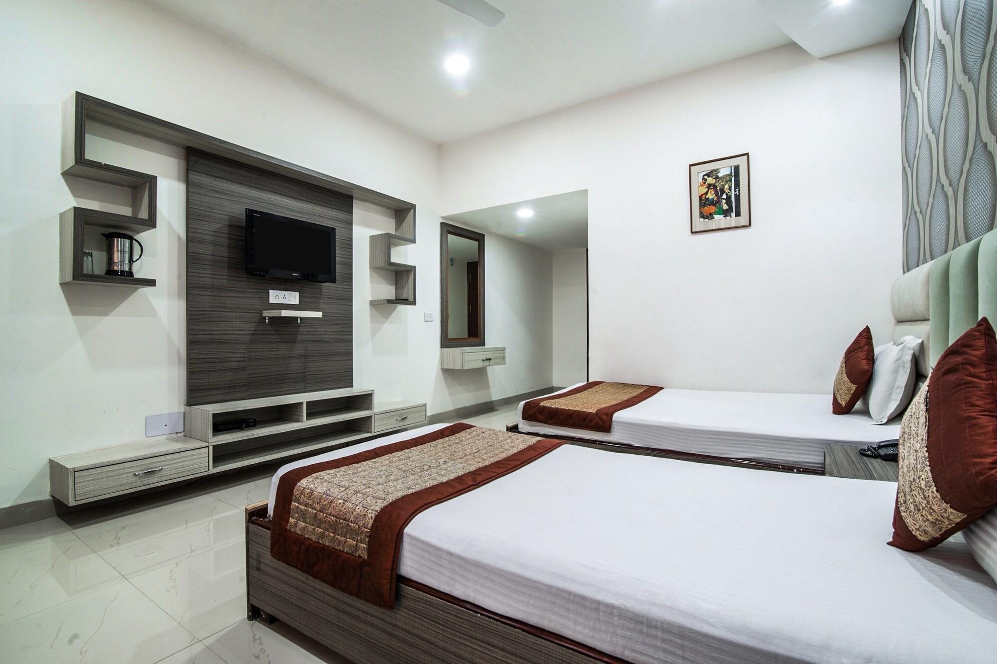 A New Delhi Hotel Orchid Garden Exteriör bild
