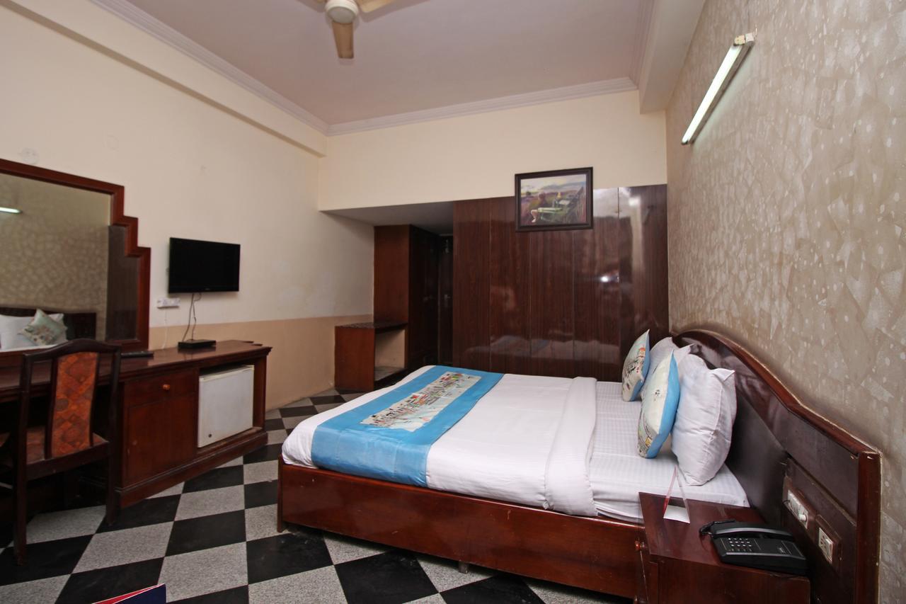 A New Delhi Hotel Orchid Garden Exteriör bild