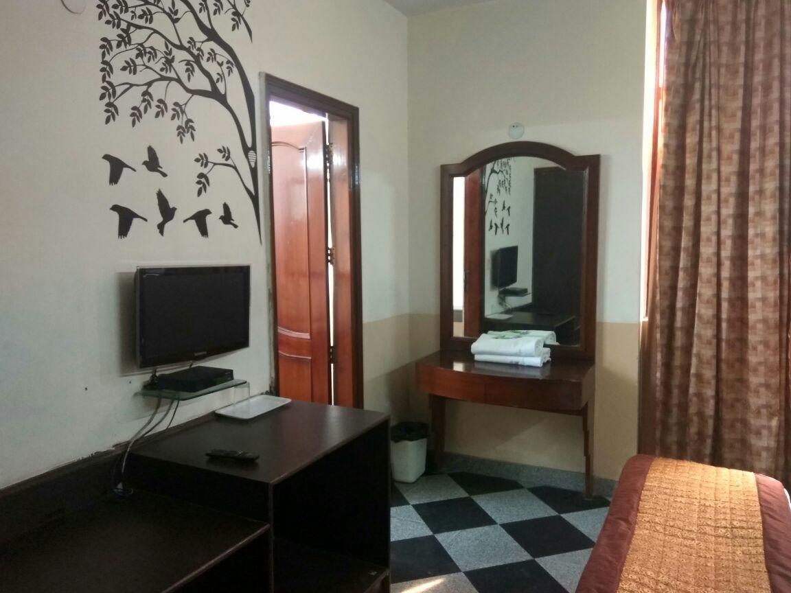 A New Delhi Hotel Orchid Garden Exteriör bild